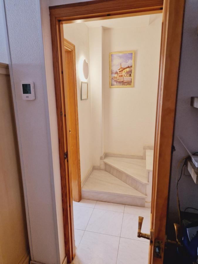 Magnifico Chalet Adosado En Torrevieja, Alicante. Exterior foto
