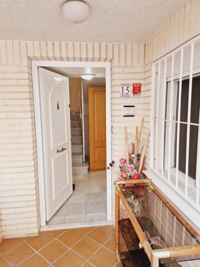 Magnifico Chalet Adosado En Torrevieja, Alicante. Exterior foto