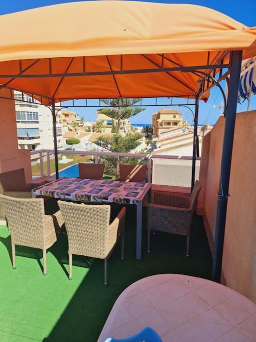 Magnifico Chalet Adosado En Torrevieja, Alicante. Exterior foto